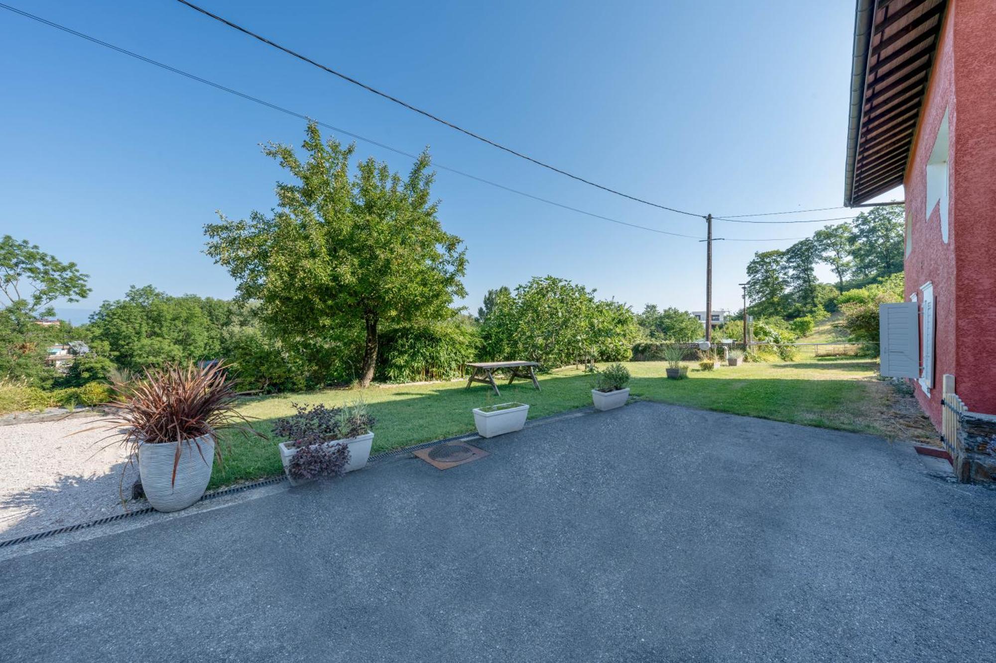 Apartment With Garden & Terrasse Very Quiet トノン・レ・バン エクステリア 写真